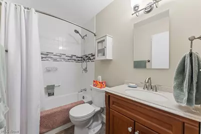5923 Mills Creek Lane, North Ridgeville, OH 44039 - Photo 27