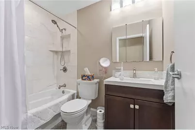 5923 Mills Creek Lane, North Ridgeville, OH 44039 - Photo 25