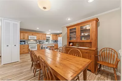 5923 Mills Creek Lane, North Ridgeville, OH 44039 - Photo 15