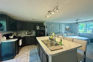 10519 Dewhurst Rd, Elyria, OH 44035 - Photo 7