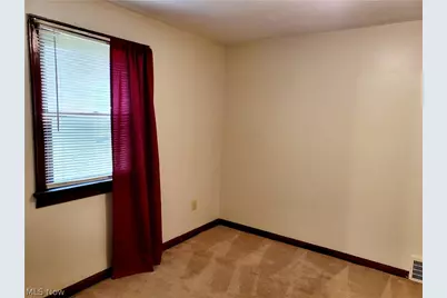 1059 W 14th Street, Lorain, OH 44052 - Photo 13