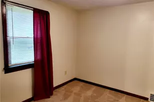 1059 W 14th St, Lorain, OH 44052 - Photo 13