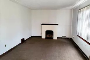 1059 W 14th St, Lorain, OH 44052 - Photo 7