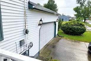 1059 W 14th St, Lorain, OH 44052 - Photo 5