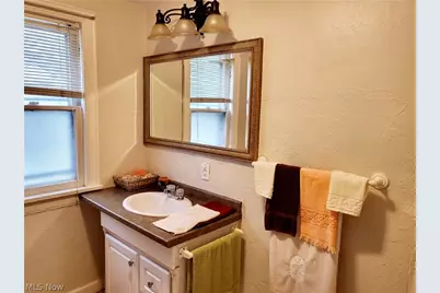 1059 W 14th Street, Lorain, OH 44052 - Photo 17