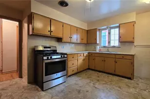 1190 Belle Ave, Oakwood, OH 44107 - Photo 7