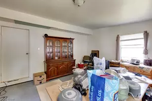 717 Fern St, Akron, OH 44307 - Photo 11