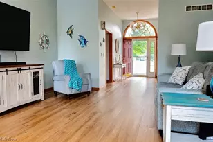 113 Barrington Ct, Elyria, OH 44035 - Photo 5