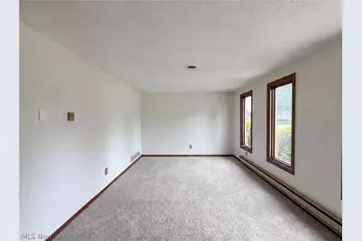 1015 Kingsway Drive, Lorain, OH 44052 - Photo 11