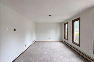 1015 Kingsway Dr, Lorain, OH 44052 - Photo 11