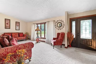 960 Karla Drive, Green, OH 44216 - Photo 9