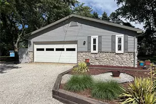 1961 Killian Rd, Akron, OH 44312 - Photo 3