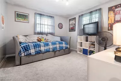 5147 Broadway Avenue NE, Louisville, OH 44641 - Photo 17