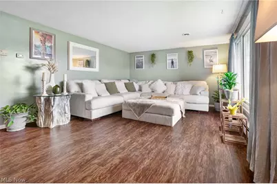 5147 Broadway Avenue NE, Louisville, OH 44641 - Photo 7