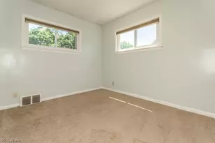 721 Pendley Rd, Willowick, OH 44095 - Photo 17