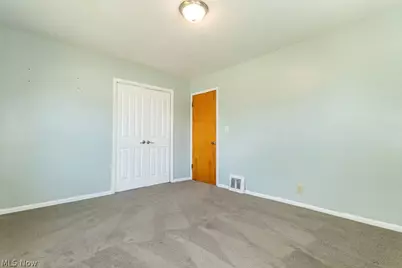 721 Pendley Road, Willowick, OH 44095 - Photo 23