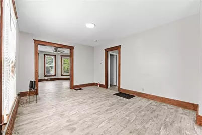 690 Upson Street, Akron, OH 44305 - Photo 13