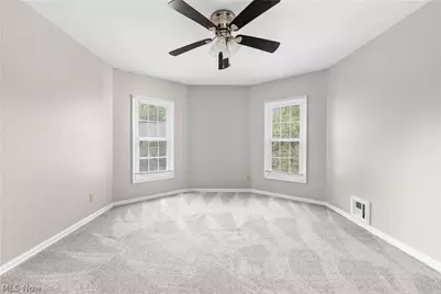 690 Upson Street, Akron, OH 44305 - Photo 33