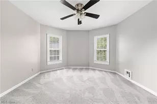 690 Upson St, Akron, OH 44305 - Photo 33