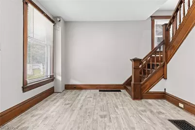 690 Upson Street, Akron, OH 44305 - Photo 5