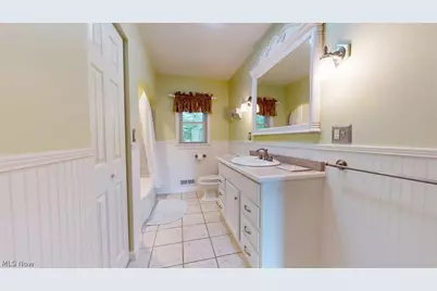 4705 Grand Central Avenue, Vienna, WV 26105 - Photo 25