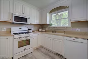 6787 Glenmere Ave NE, Canton, OH 44721 - Photo 21