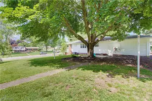 6787 Glenmere Ave NE, Canton, OH 44721 - Photo 13