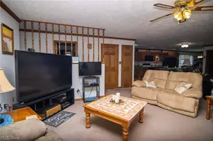 61173 Crozier Ridge Rd, Bellaire, OH 43906 - Photo 13