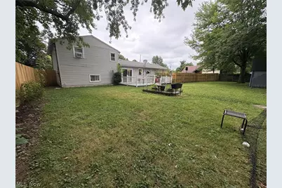 110 Habant Drive, Amherst, OH 44001 - Photo 39