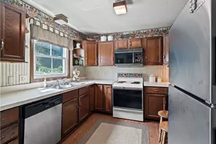 188 Jackson St, Amherst, OH 44001 - Photo 37