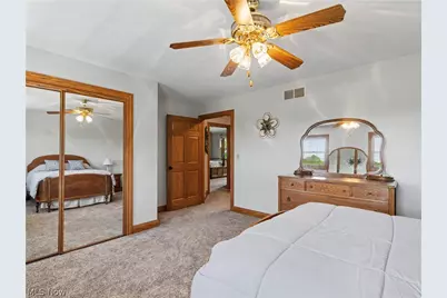 623 W Steels Corners Road, Cuyahoga Falls, OH 44223 - Photo 27