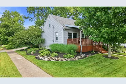 1205 Atlantic Street NE, Warren, OH 44483 - Photo 1