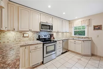 1205 Atlantic Street NE, Warren, OH 44483 - Photo 23
