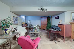 1495 Fredrickburg Dr, Youngstown, OH 44512 - Photo 27