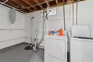 217 Cordelia St SW, North Canton, OH 44720 - Photo 31