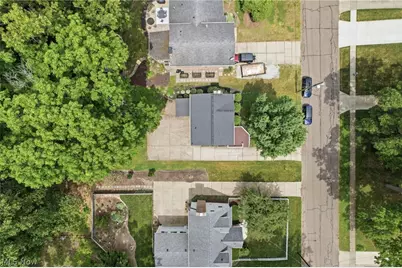 858 Cliffside Drive, Akron, OH 44313 - Photo 35