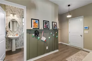 2262 Monaco St NW, Uniontown, OH 44685 - Photo 21