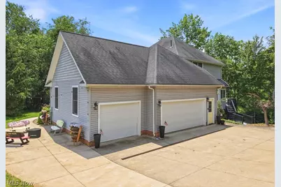 1 Cayuse Trail, Malvern, OH 44644 - Photo 3