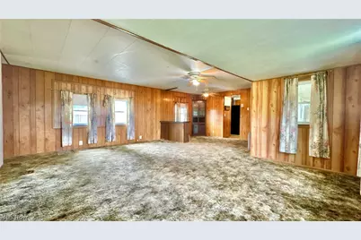 875 Mobile Drive, Zanesville, OH 43701 - Photo 9