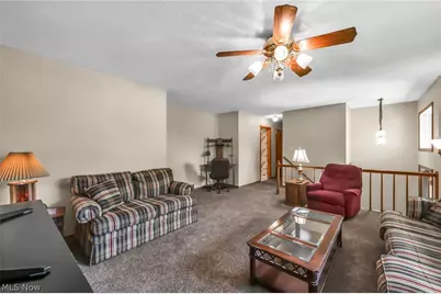 295 Hillsdale Circle, Wadsworth, OH 44281 - Photo 7