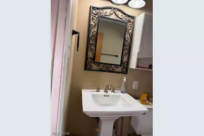 4141 W 57th Street, Loveland, OH 44144 - Photo 5