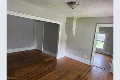 47550 Middle Ridge Road, Amherst, OH 44001 - Photo 3