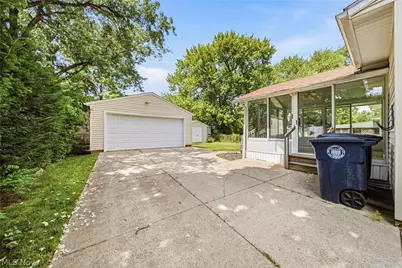 1118 Terrell Drive, Akron, OH 44313 - Photo 5