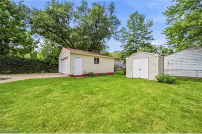 1118 Terrell Drive, Akron, OH 44313 - Photo 9