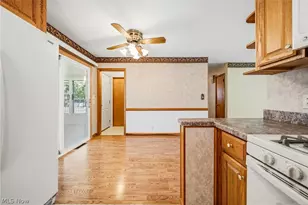 1118 Terrell Dr, Akron, OH 44313 - Photo 15