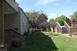 2580 E 37th St, Lorain, OH 44055 - Photo 9