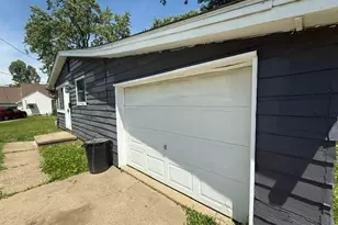 2646 Harmont Ave NE, Canton, OH 44705 - Photo 3