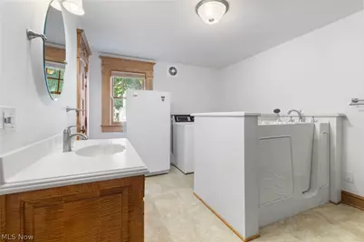 13113 Cleveland Avenue NW, Uniontown, OH 44685 - Photo 33