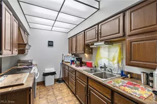13113 Cleveland Ave NW, Uniontown, OH 44685 - Photo 45