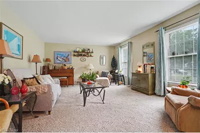 553 N Briarcliff Drive, Canfield, OH 44406 - Photo 9